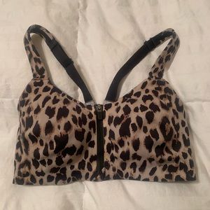 Victoria’s Secret Leopard Knockout Sports Bra 34DD
